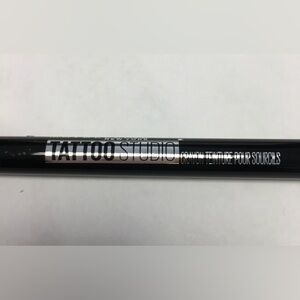 Maybelline medium brown tattoo studio brow tint pen, used 2x.